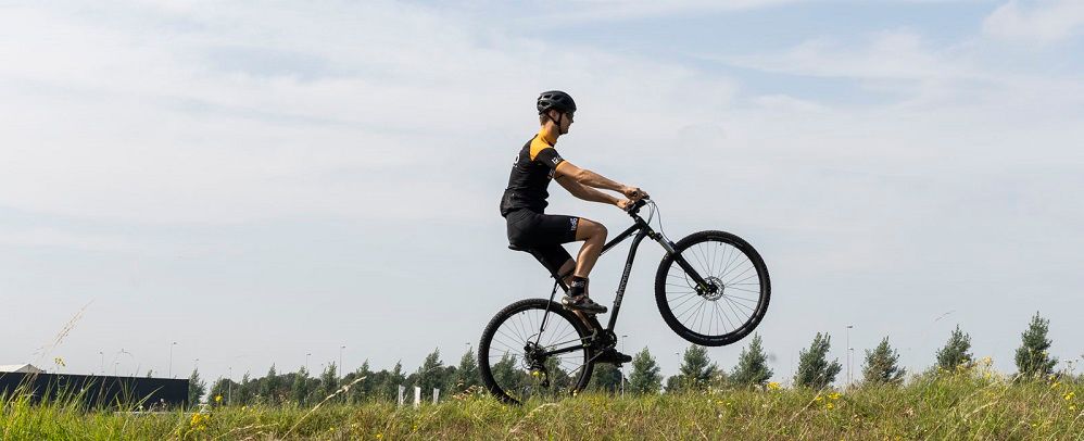 Leer tricks op de mountainbike | Wheelie, stoppie en bunny hop
