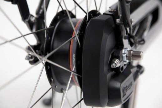 naafversnelling-zwart-met-oranje-streepje