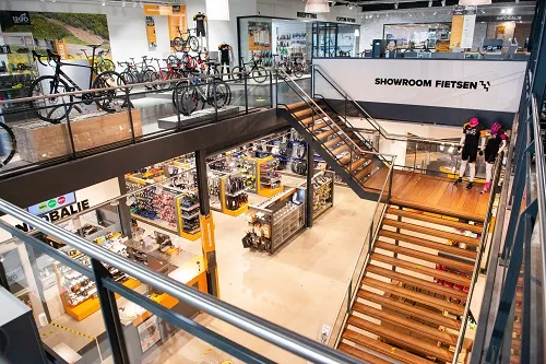 trapgat-boven-en-beneden