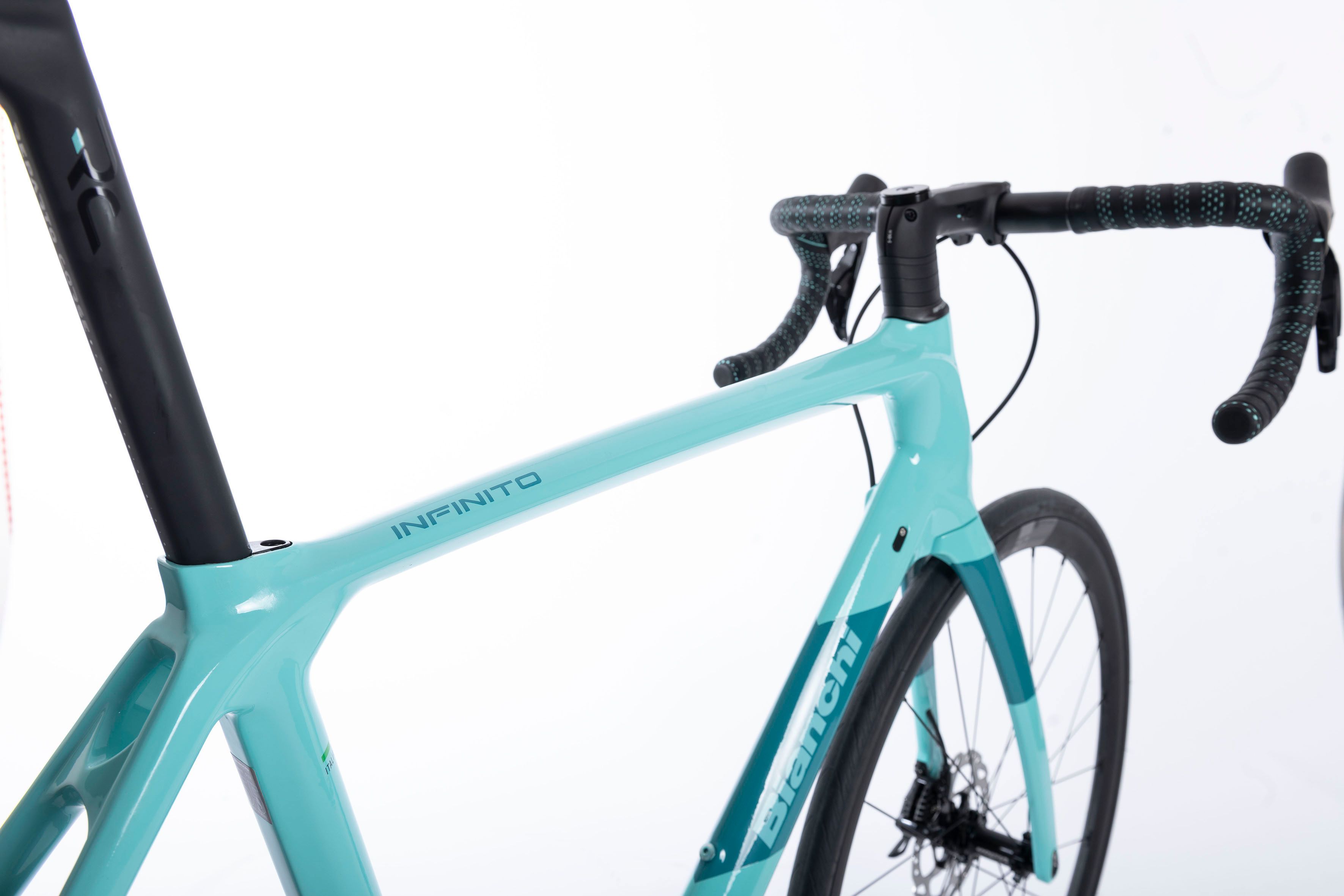 Bianchi Infinito CV 105 Di2 2025 | 12GO Biking