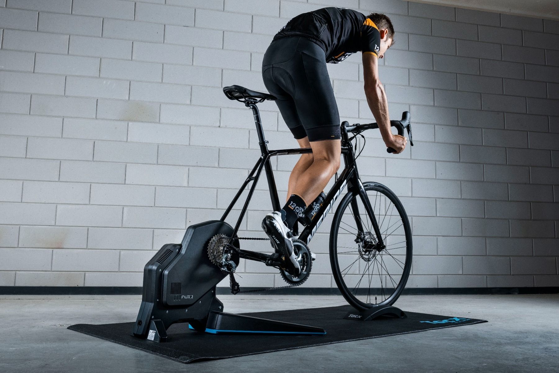 Tacx Flux 2 Smart T2980 Fietstrainer | 12GO Biking