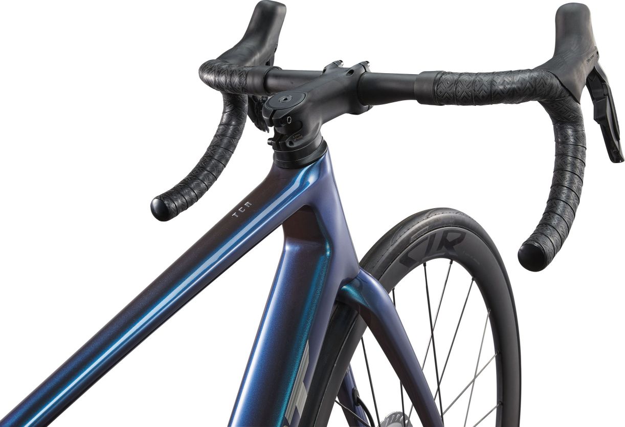 Giant TCR Advanced Pro 0 2025 | 12GO Biking
