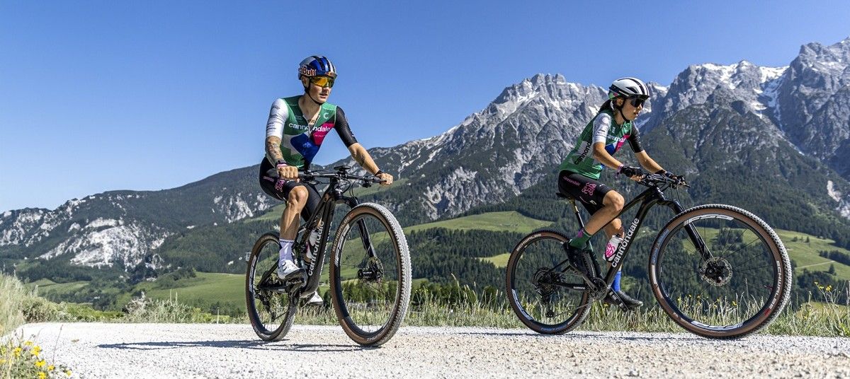 merk mountainbike cannondale lefty voorbeeld in de bergen