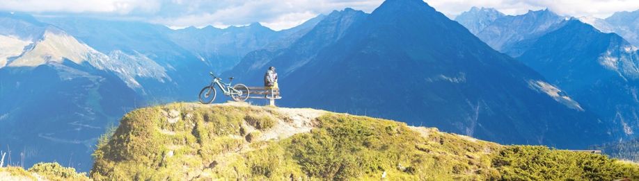 e mtb op fietsvakantie in de bergen
