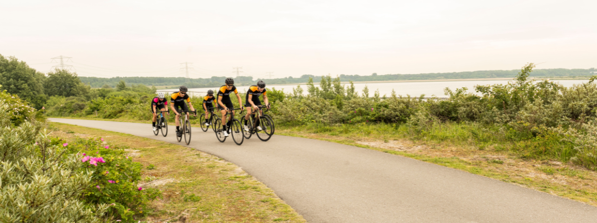 Wielrennen met een maatje meer