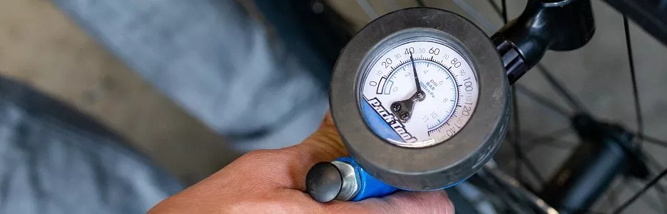 Drukmeter op fietspomp