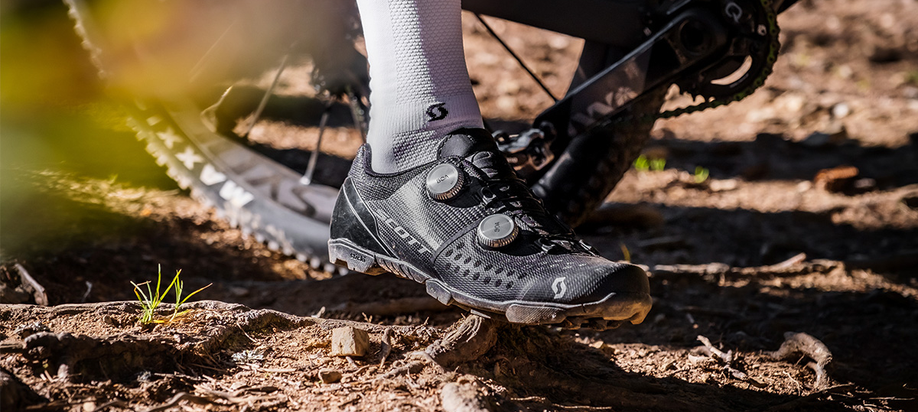 Mountainbike fietsschoenen