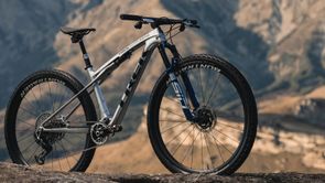 De nieuwe generatie Trek Supercaliber 2024 is nog beter!