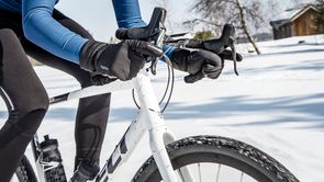 Welke winter fietshandschoenen: waterdicht, winddicht of verwarmd?