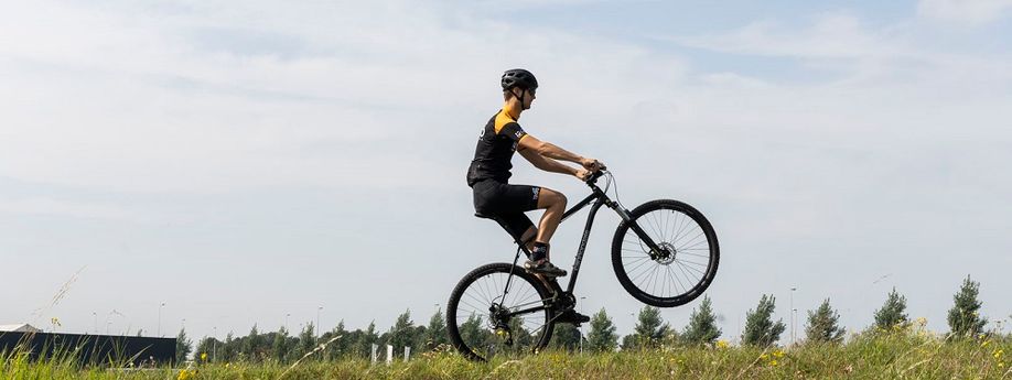 Leer tricks op de mountainbike | Wheelie, stoppie en bunny hop