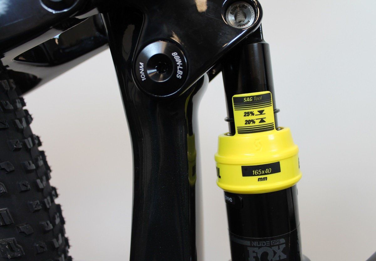 Sag test achterdemper