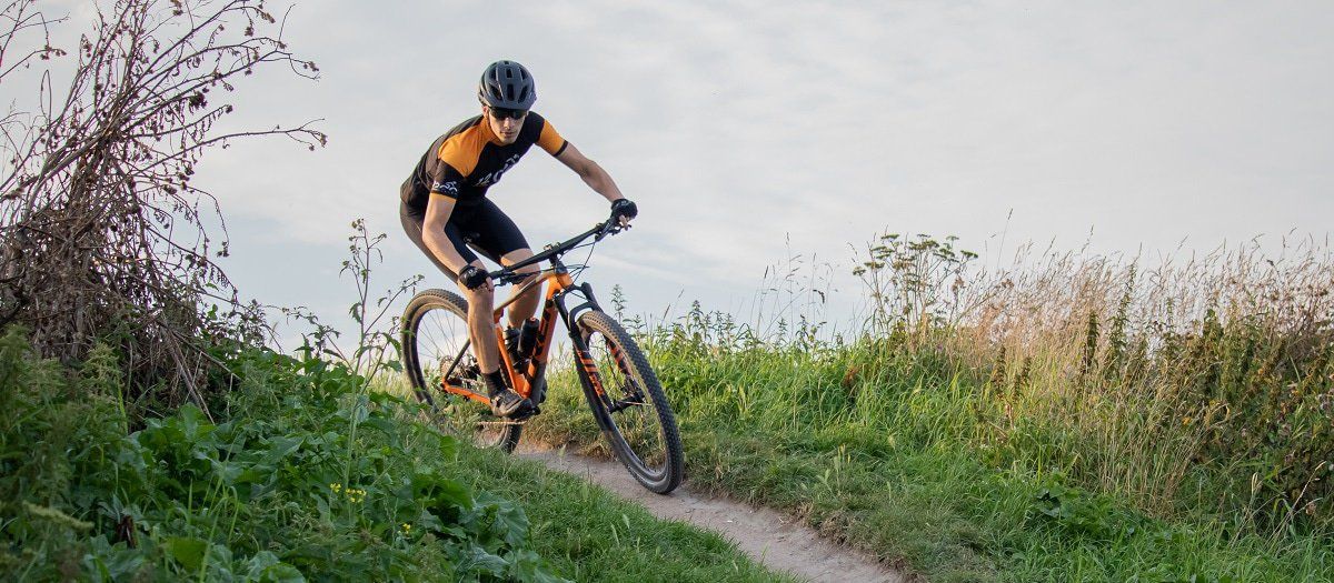 Trek Procaliber 9.8 2021 actie