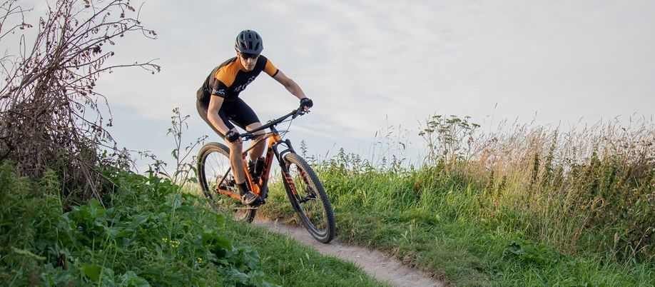 Trek Procaliber 9.8 2021 actie