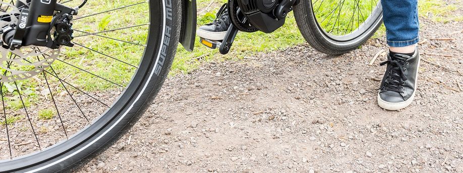 Bandenspanning van een elektrische fiets is afhankelijk van de ondergrond