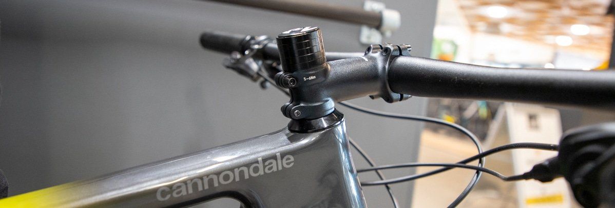 Stuurhoogte afstellen mountainbike of racefietsen