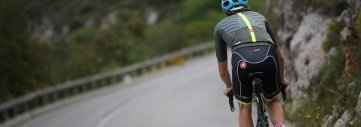fietser-castelli-kleding-in-bergen