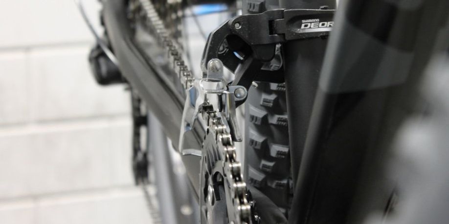 Stel zelf je voorderailleur af!