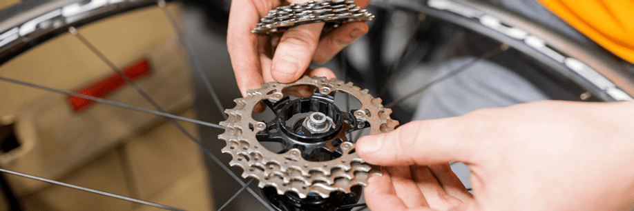 Nieuwe cassette wordt op het body geplaatst