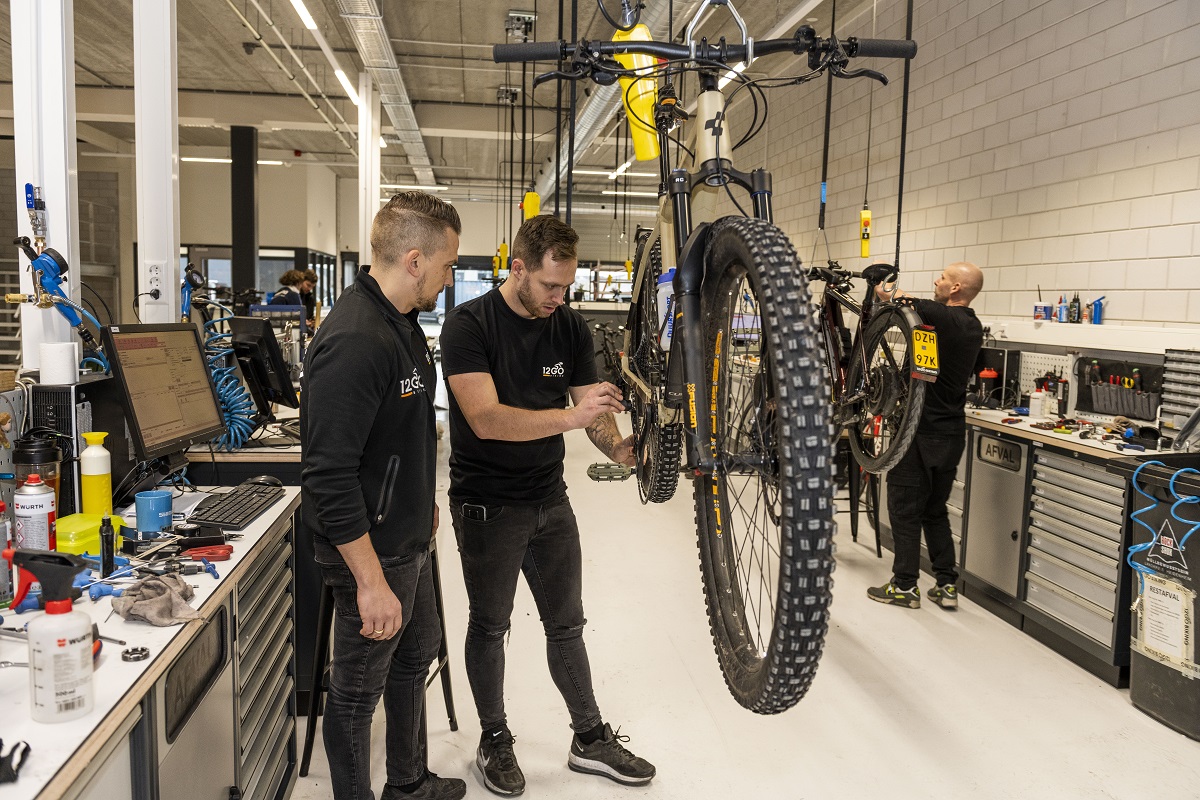 service werkplaats afb rechts