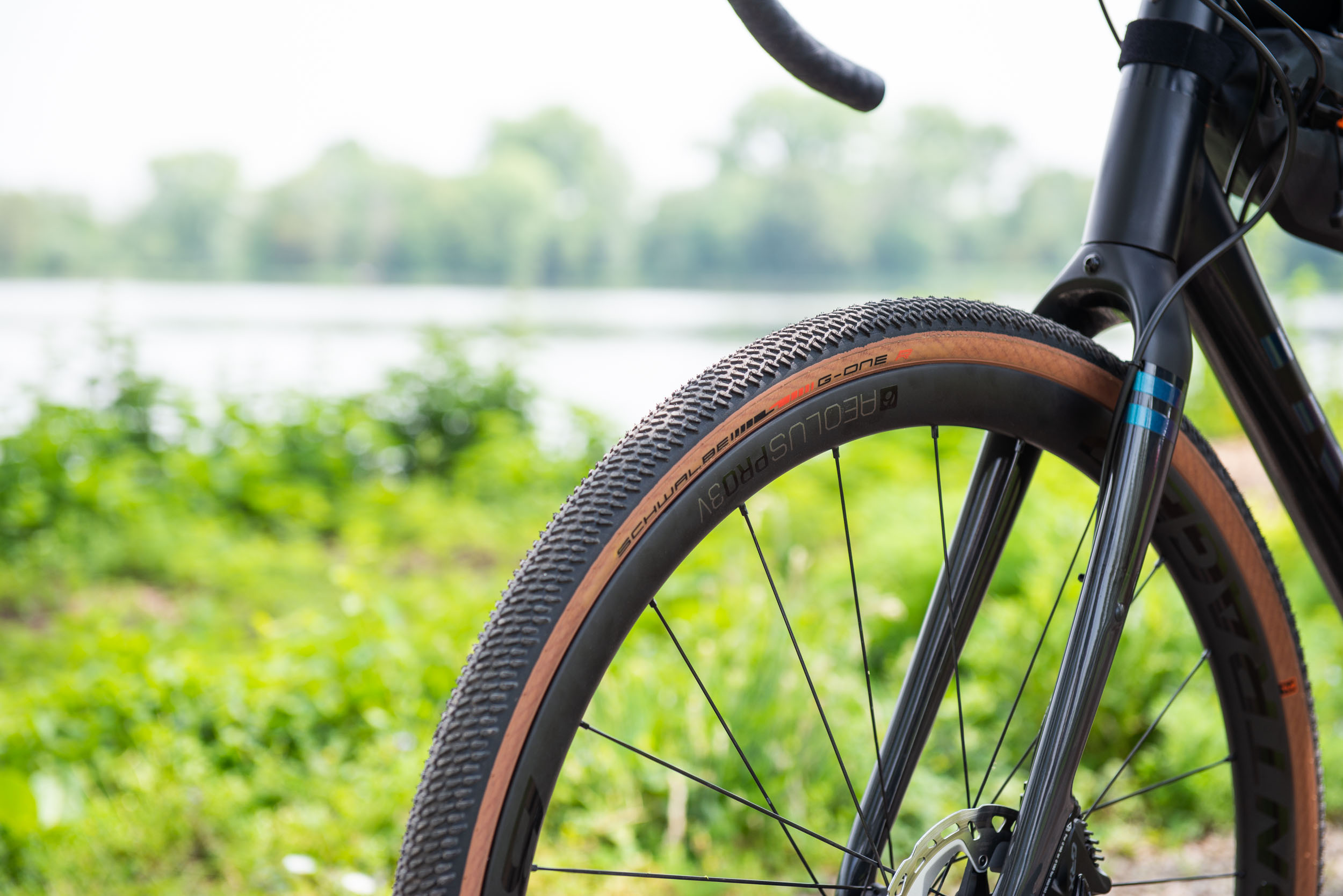 Schwalbe S Nieuwe G One R Een Gravelband Voor De Echte Fanatici 12go Biking Schwalbe S Nieuwe G One R Een Gravelband Voor De Echte Fanatici 12go Biking