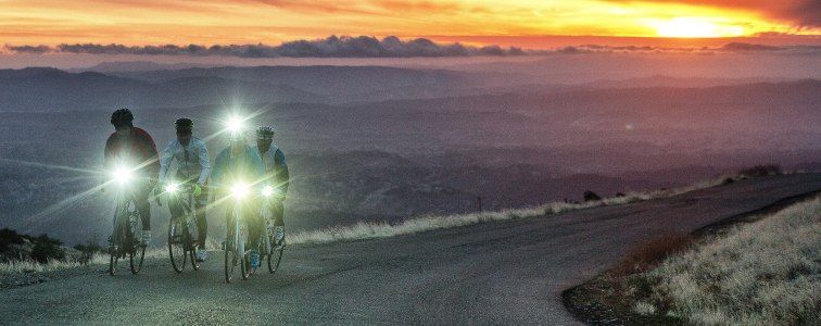 Fietsverlichting 2017: LED Lampen voor de racefiets of MTB | 12GO Biking Fietsverlichting 2017: LED Lampen voor de racefiets of MTB | 12GO Biking